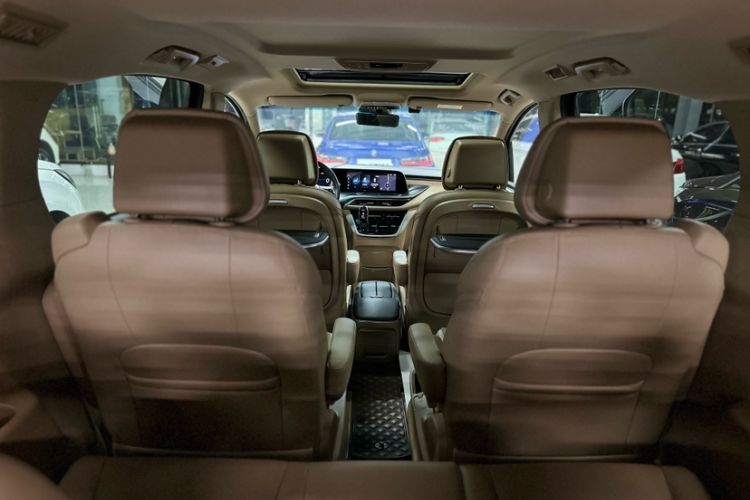 Used Buick GL8 2020 ES Land Cruiser 653T Luxury Edition