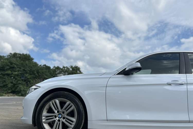 Used BMW 3 Series 2016 320Li Fashion Model
