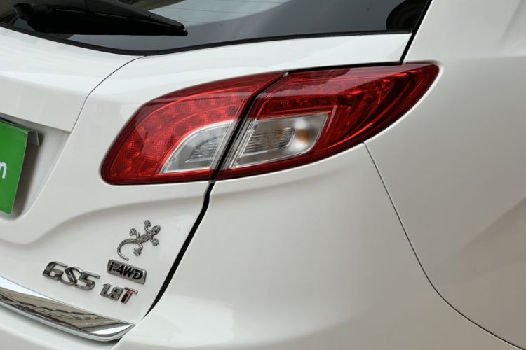 Used GAC Trumpchi GS5 2013 1.8T Automatic 4x4 5th Anniversary Edition