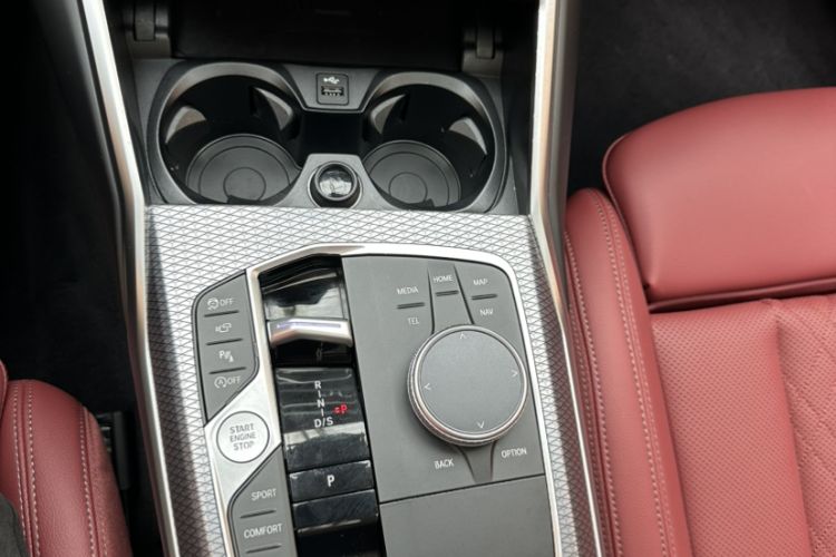 Used BMW 3 Series 2024 325Li M Sport Night Edition Package Audio And AC Panel