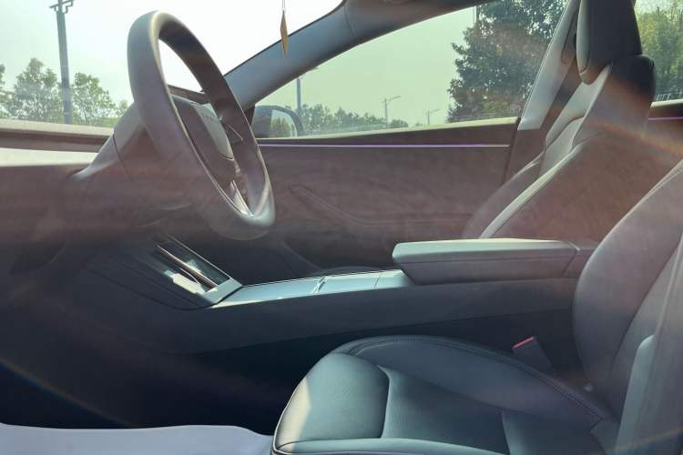 Used Tesla Model 3 2023 Rear-Wheel-Drive Version