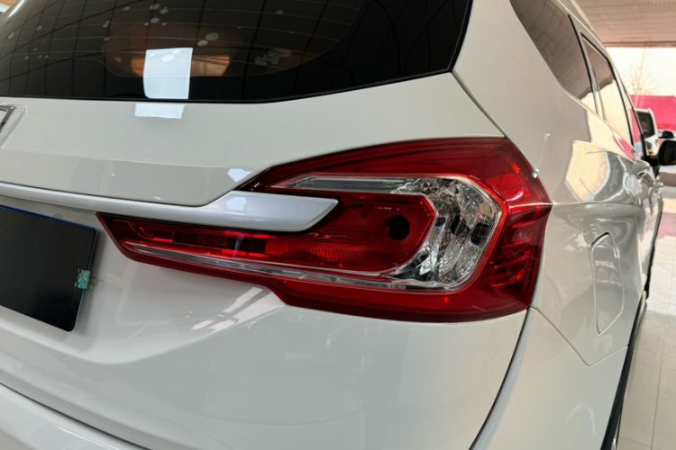 Used Baojun 310W 2017 1.5L Manual Comfort Version China V