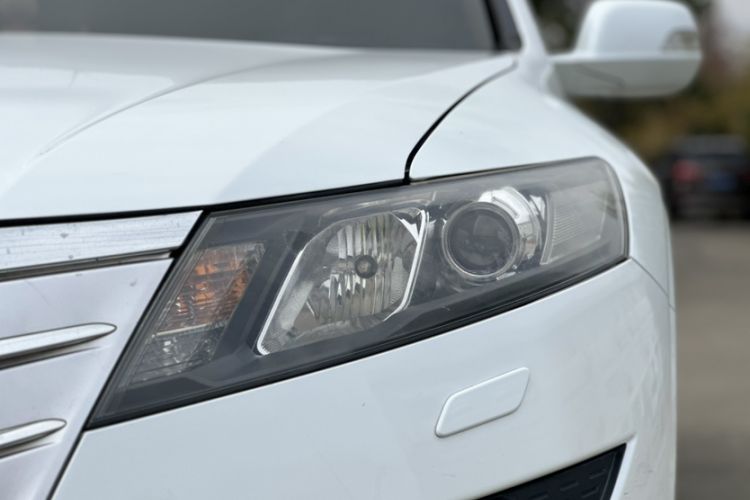 Used Honda Crosstour 2011 3.5L Prestige Edition
