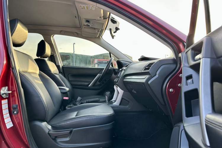 Used Subaru Forester 2013 2.0i Automatic Luxury Edition