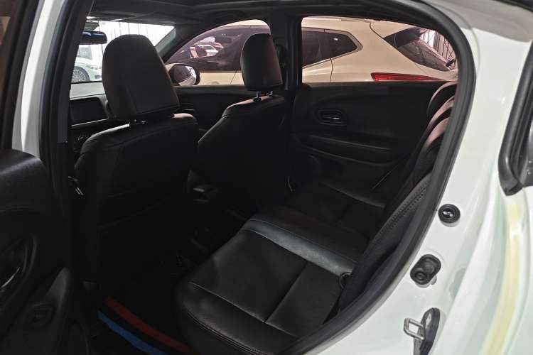 Used Honda XR-V 2017 1.8L EXi CVT Comfort Version Interior 4