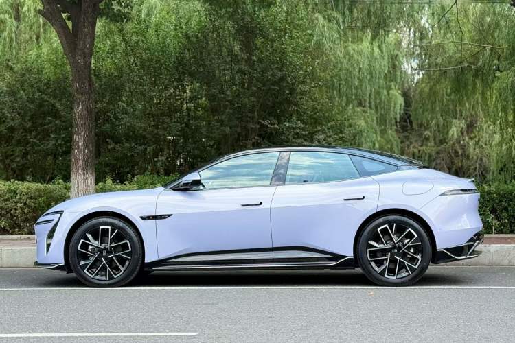 Used Avatr 06 2025 Pro Range-Extended Edition