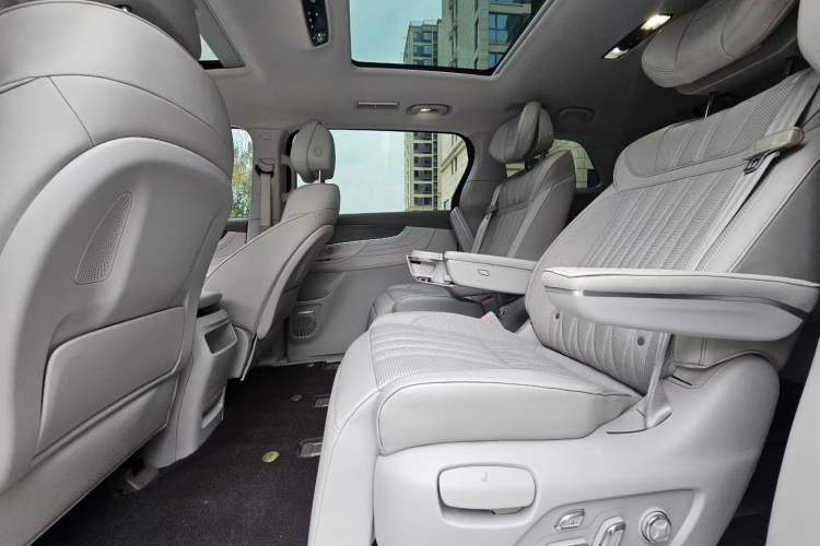 Used Roewe iMAX8 New Energy 2022 Golden Edition
