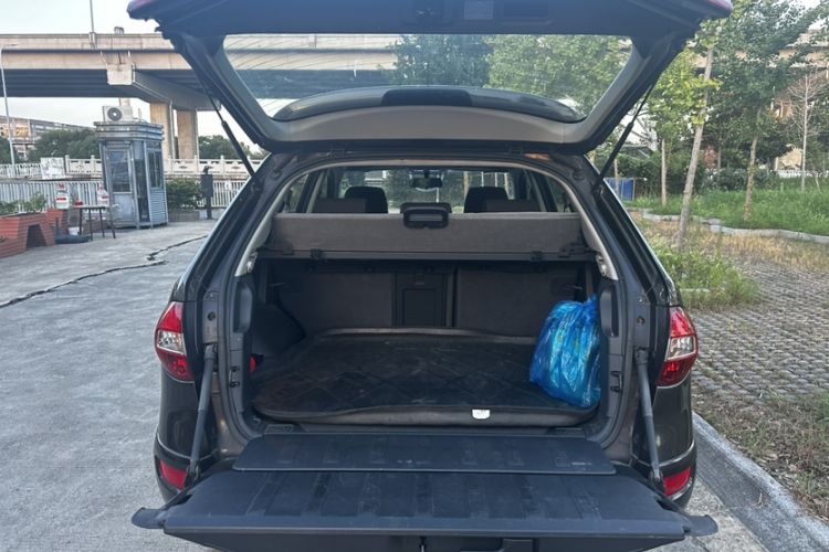 Used Renault Koleos 2013 2.5L Two-Wheel-Drive Urban Edition