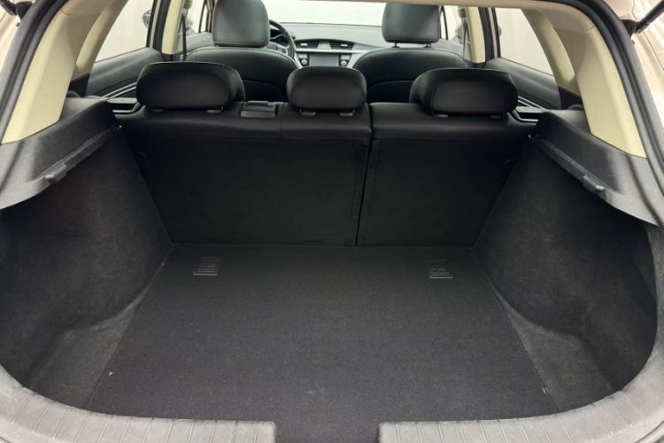 Used Geely Auto Emgrand GS 2016 Elegant Edition 1.3T Automatic ZhenShang Model Interior 5