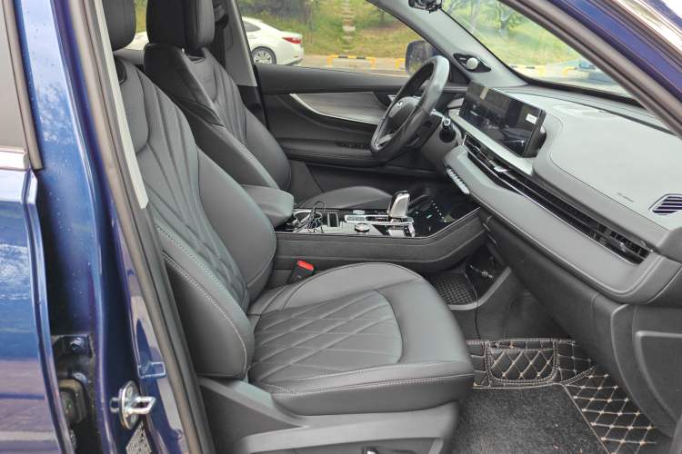 Used Chery Tiggo 8 PLUS Kunpeng e+ 2022 PHEV 1.5T WindStyle e+