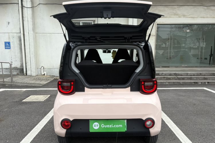 Used Chery QQ Ice Cream 2022 120km Conical Shape Lithium Iron Phosphate
