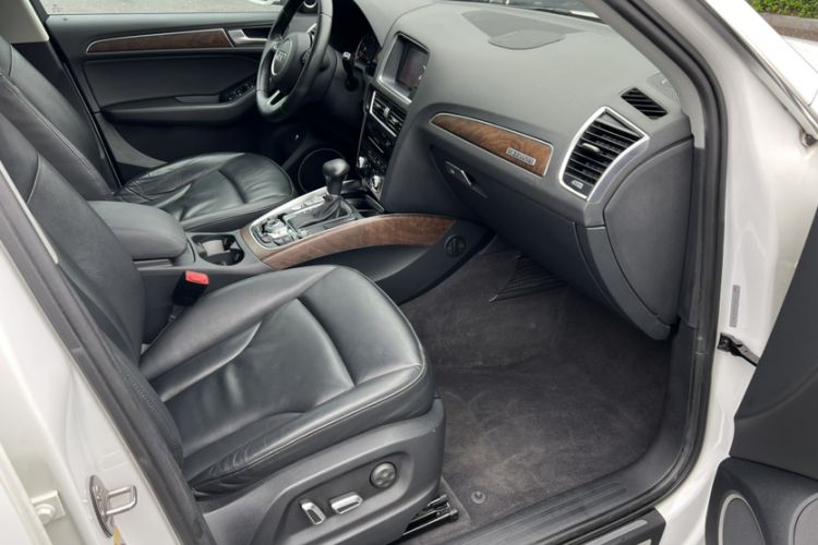 Used Audi Q5 2015 40 TFSI Comfort Model
