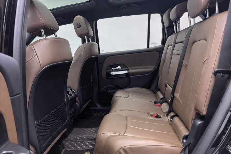 Used Mercedes-Benz GLB 2023 Refreshed GLB 200 Dynamic Edition
