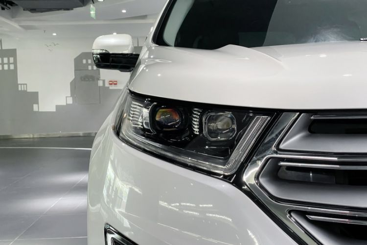 Used Ford Edge 2018 EcoBoost 245 Two-Wheel-Drive Titanium 7-Seater China VI Standard