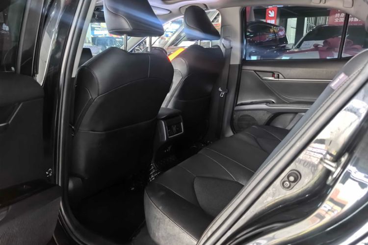 Used Toyota Camry 2021 2.5G Luxury Edition
