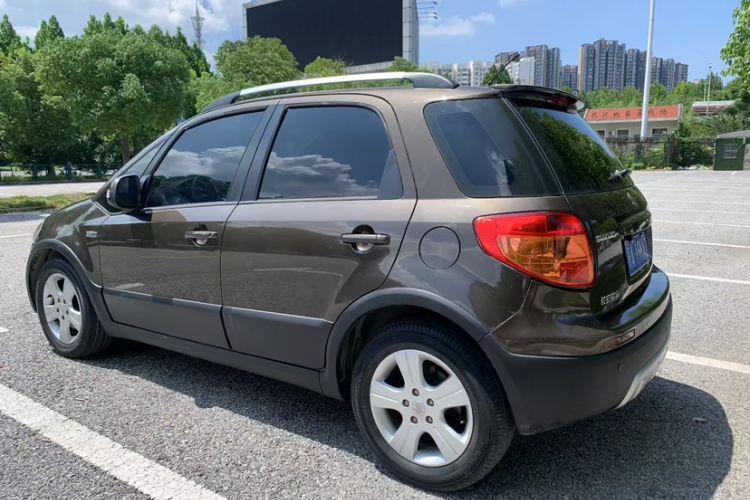 Used Suzuki SX4 2012 1.6L Automatic Ruiqi Model