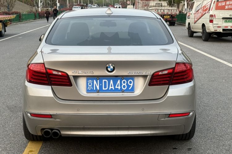 Used BMW 5 Series 2014 525Li Luxury Design Package