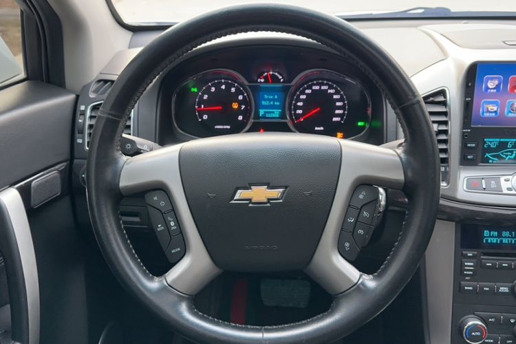 Used Chevrolet Captiva 2017 2.4L 4x4 Flagship Edition 7-Seater