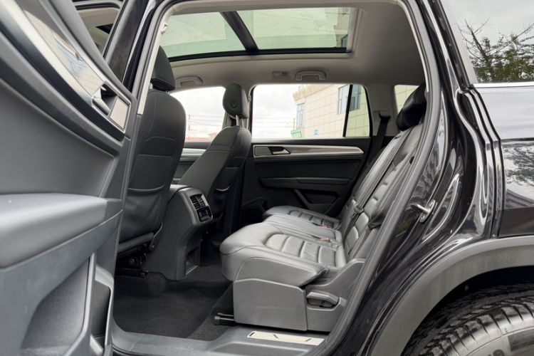 Used Volkswagen Teramont 2019 330TSI Two-Wheel-Drive Luxury Edition China VI Standard