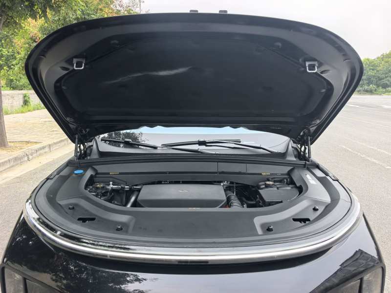 Used Li Auto L8 2024 Pro Model — 19
