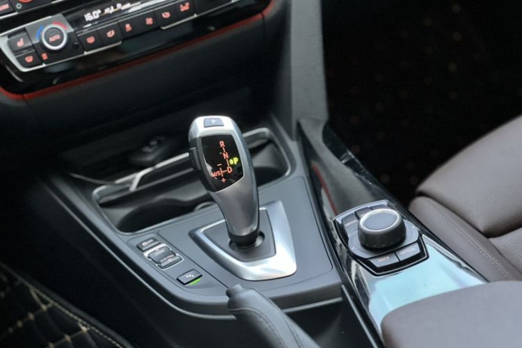 Used BMW 3 Series 2018 320Li Fashion Model Interior 8