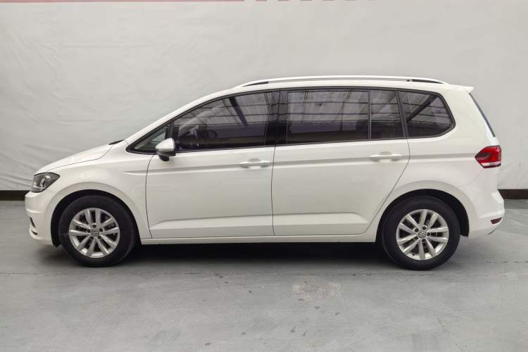 Used Volkswagen Touran 2018 Volkswagen Touran L 280TSI DSG Comfort Edition 7 Seats China VI Standard