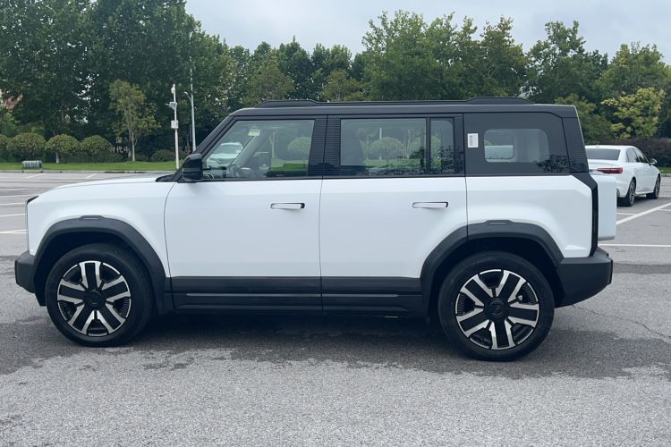 Used iCAR 03 2024 472km Four-Wheel Drive Long-Range Intelligent Advanced Version
