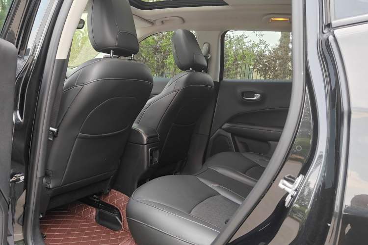 Used Jeep Compass 2017 200T Automatic Enjoyment Version