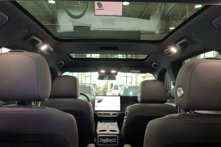 Used Li Auto L8 2023 Pro Model Headliner