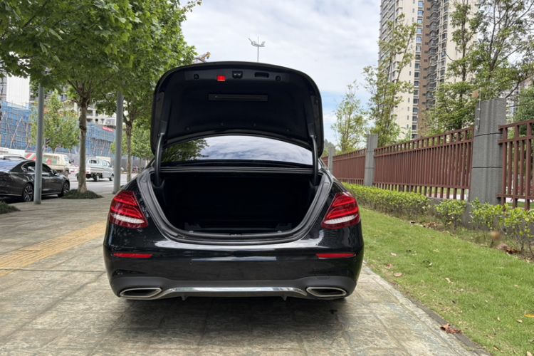 Used Mercedes-Benz E-Class 2020 E 260 L Sport Edition
