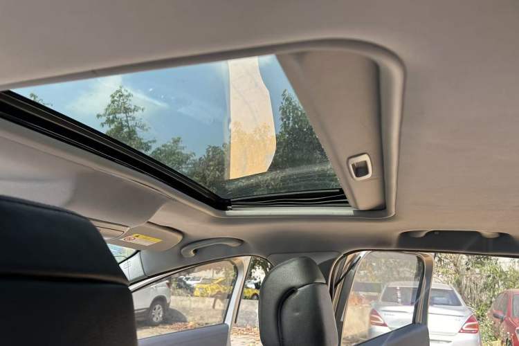 Used Peugeot 3008 2015 2.0L Automatic Trend Edition
