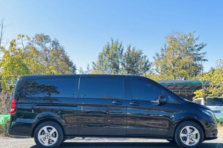 Used Mercedes-Benz Vito 2020 2.0T Elite Version 7 Seats Exterior 6