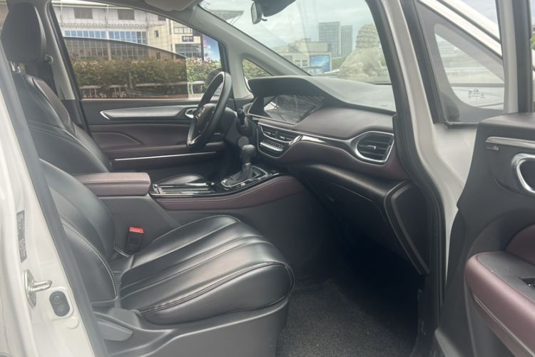 Used GAC Trumpchi M6 2023 PRO 270T DCT Luxury Edition Interior 6