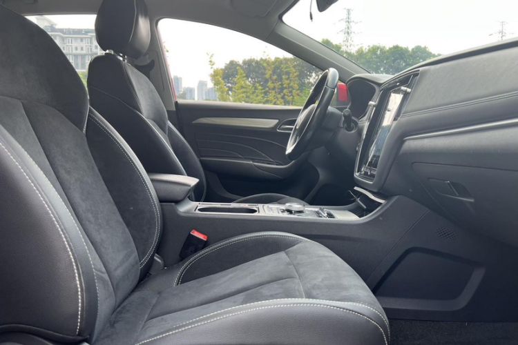 Used Roewe i6 New Energy 2017 45T Hybrid Connective Smart Luxury Edition
