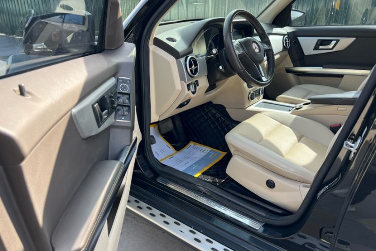 Used Mercedes-Benz GLK-Class 2014 GLK 260 4MATIC Dynamic Model