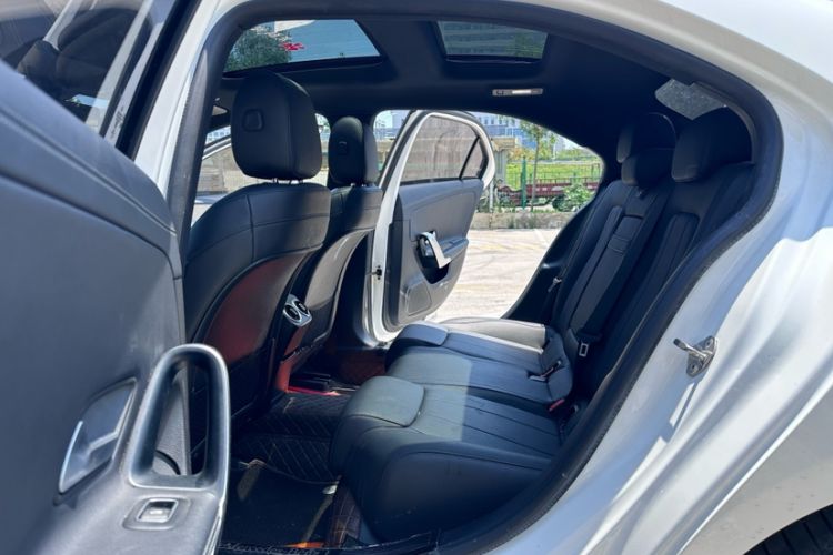 Used Mercedes-Benz A-Class 2020 Facelift A 180 L Sport Sedan Special Configuration Interior 3