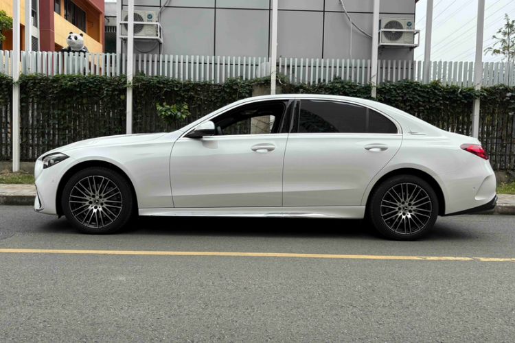 Used Mercedes-Benz C-Class 2023 C 260 L Sport Edition Exterior 9