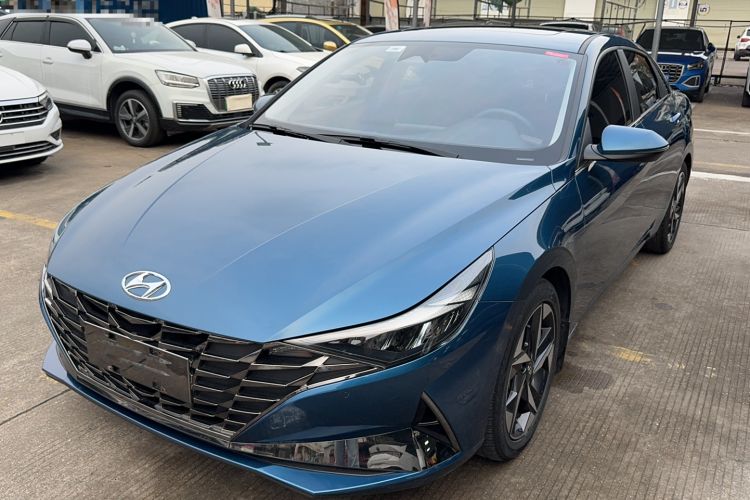 Used Hyundai Elantra 2022 1.5L CVT LUX Prestige Edition