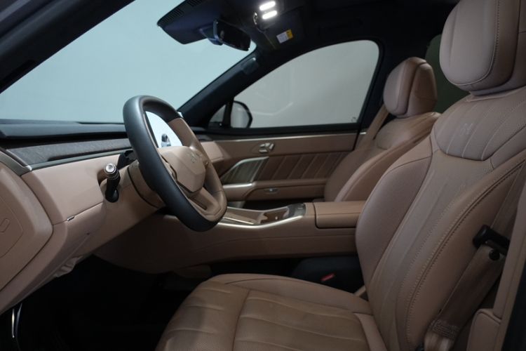 Used ONVO Luxeed L90 2025 Model—Ultra Six-Seater Version Interior 4