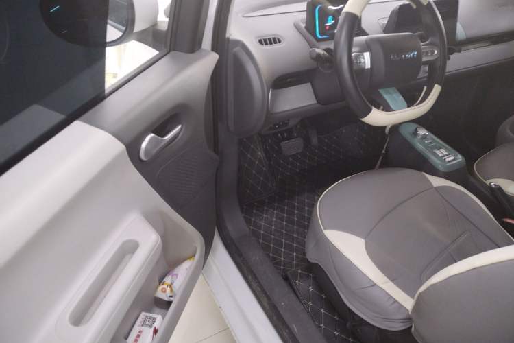 Used CHANGAN Lumin 2023 205km Xiangqin Version Interior 4