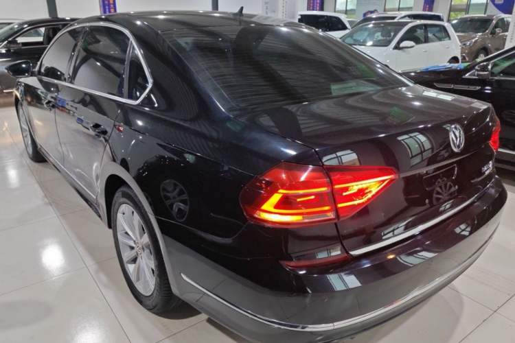 Used Volkswagen Passat 2016 330TSI DSG Prestige Edition
