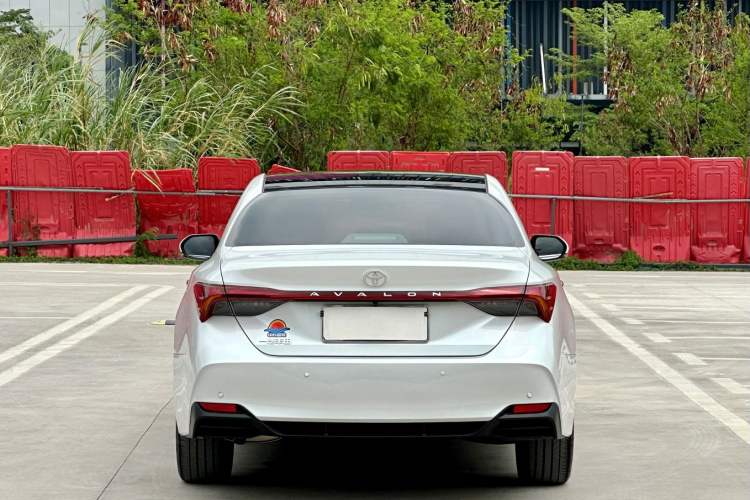 Used Toyota Avalon 2024 2.0L Luxury Edition
