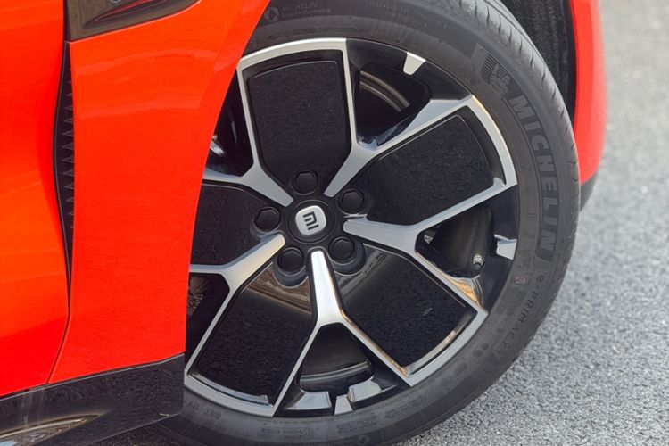 Used Xiaomi Auto SU7 2024 Rear-Drive Long-Range Intelligent Driving Version
