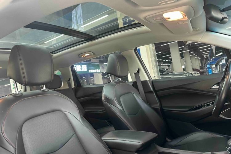 Used Chevrolet Orlando 2020 Light Hybrid Redline 530T Automatic Enjoyment Edition (5+2 Models)