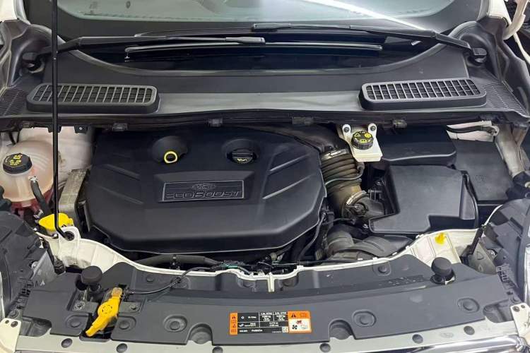 Used Ford Kuga 2017 EcoBoost 245 4x4 Prestige Edition Interior 7