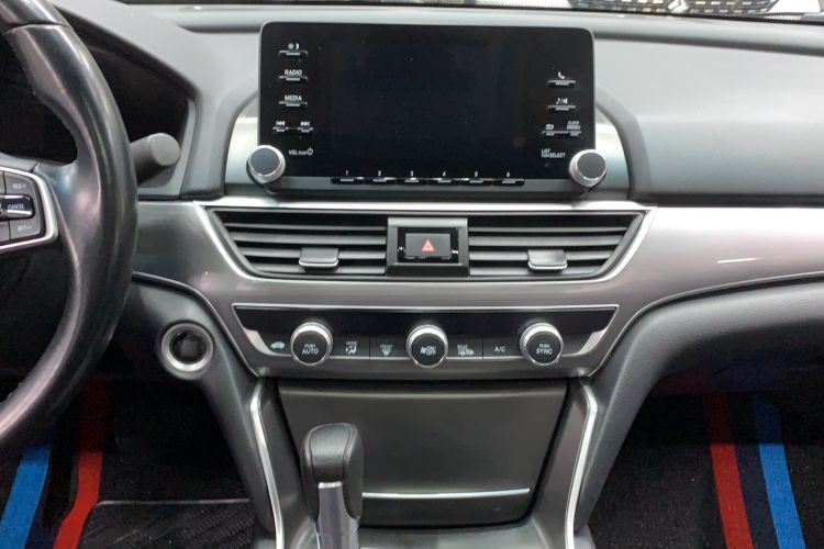 Used Honda Accord 2018 260TURBO Elite Edition China VI Audio And AC Panel