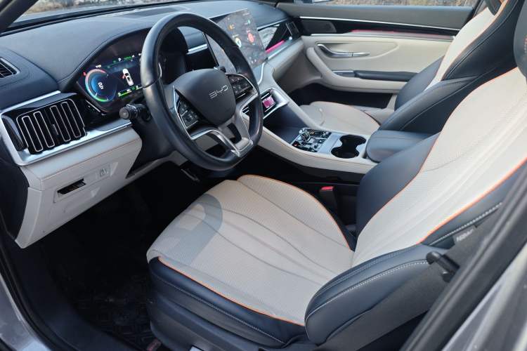 Used BYD Song PLUS New Energy 2023 Champion Edition DM-i 110KM Flagship PLUS
