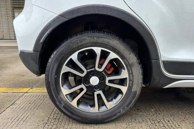 Used Geely Auto Vision X3 2017 1.5L Automatic Luxury Model Exterior 11