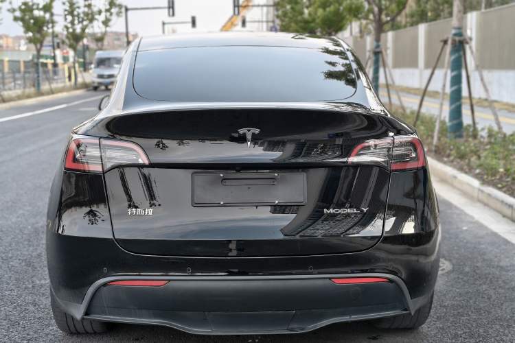 Used Tesla Model Y 2021 Standard Range Rear-Wheel Drive Version