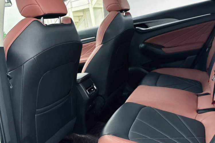 Used Changan Eado 2022 PLUS Blue Whale NE 1.4T GDI DCT Prestige Edition